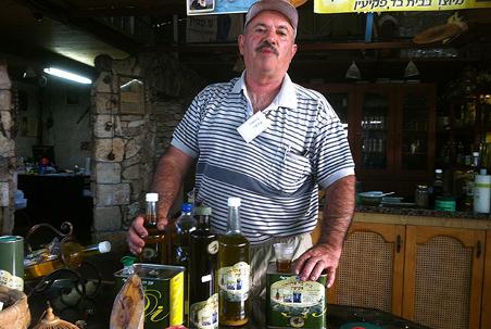 Israeli Olive Growers Discover That Thinking Small Can Deliver Big Results