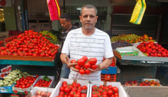 Buying And Selling In The Shuk