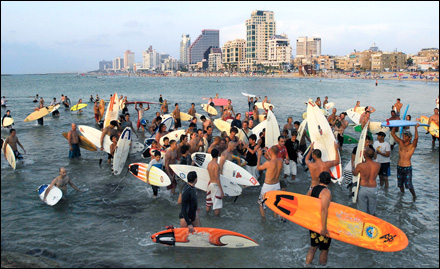Promised Land: Israel through the Eyes of Surfers