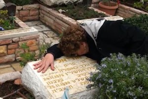 Miriam Peretz - 2 Children Killed in the IDF