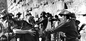 Witness to History: IDF Paratroopers At The Kotel In 1967