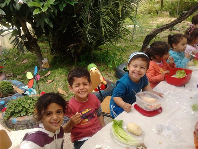 Children's seder, Israel